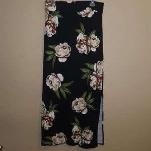 2 x $30 A.n.a Long Skirt Size Medium